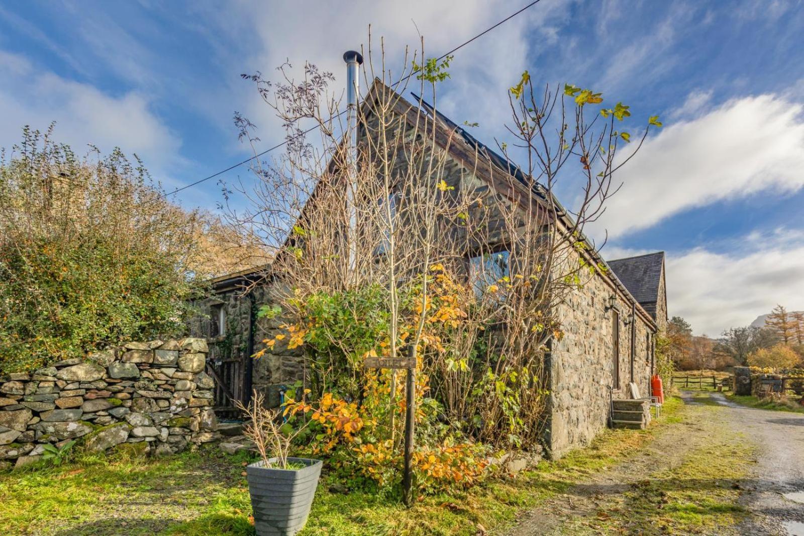 Pandy Farmhouse - Panoramic Mountain Views Within Snowdonia'S National Park - 4X4 Recommended ドルゲラウ エクステリア 写真