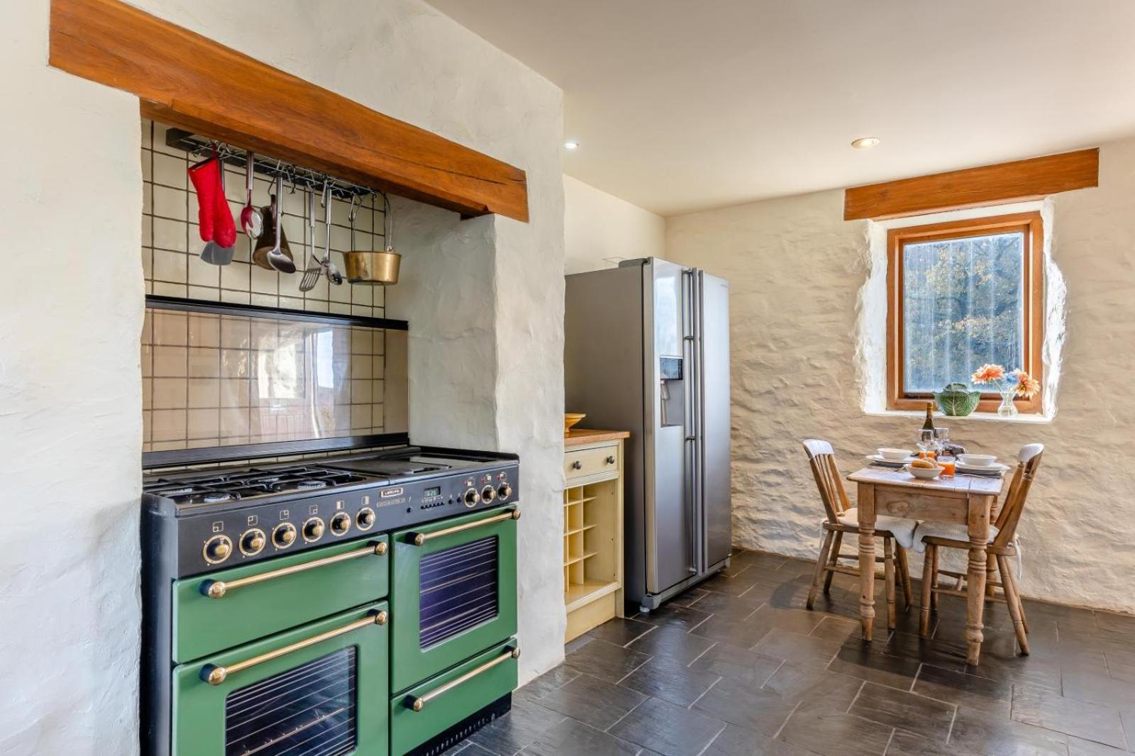 Pandy Farmhouse - Panoramic Mountain Views Within Snowdonia'S National Park - 4X4 Recommended ドルゲラウ エクステリア 写真